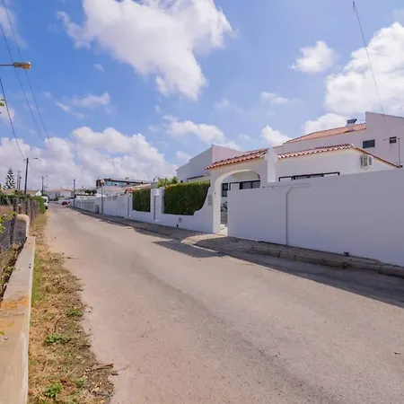 Avo Isabel By Innkeeper *